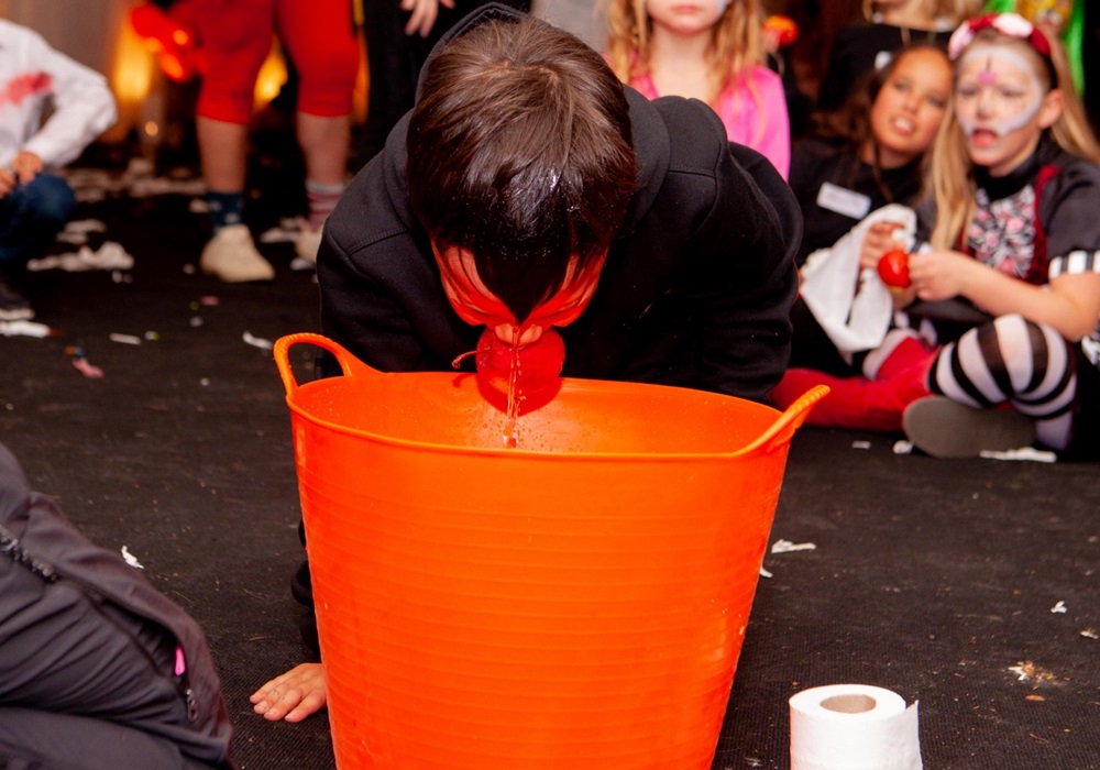  How to Throw a Children’s Halloween Party to Remember